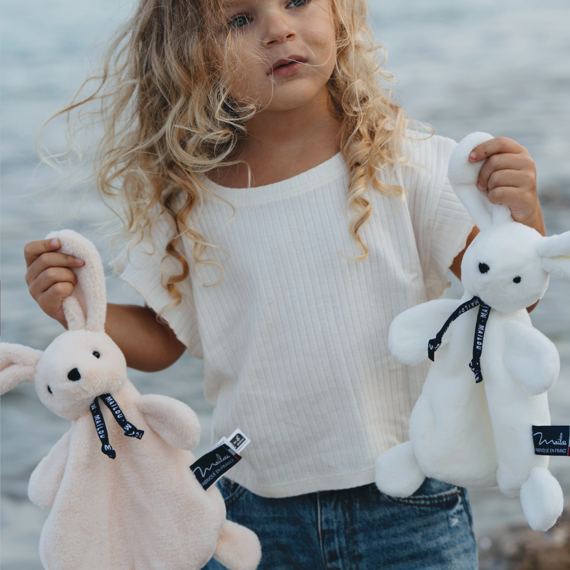 Doudou plat lapin ivoire doux Maïlou