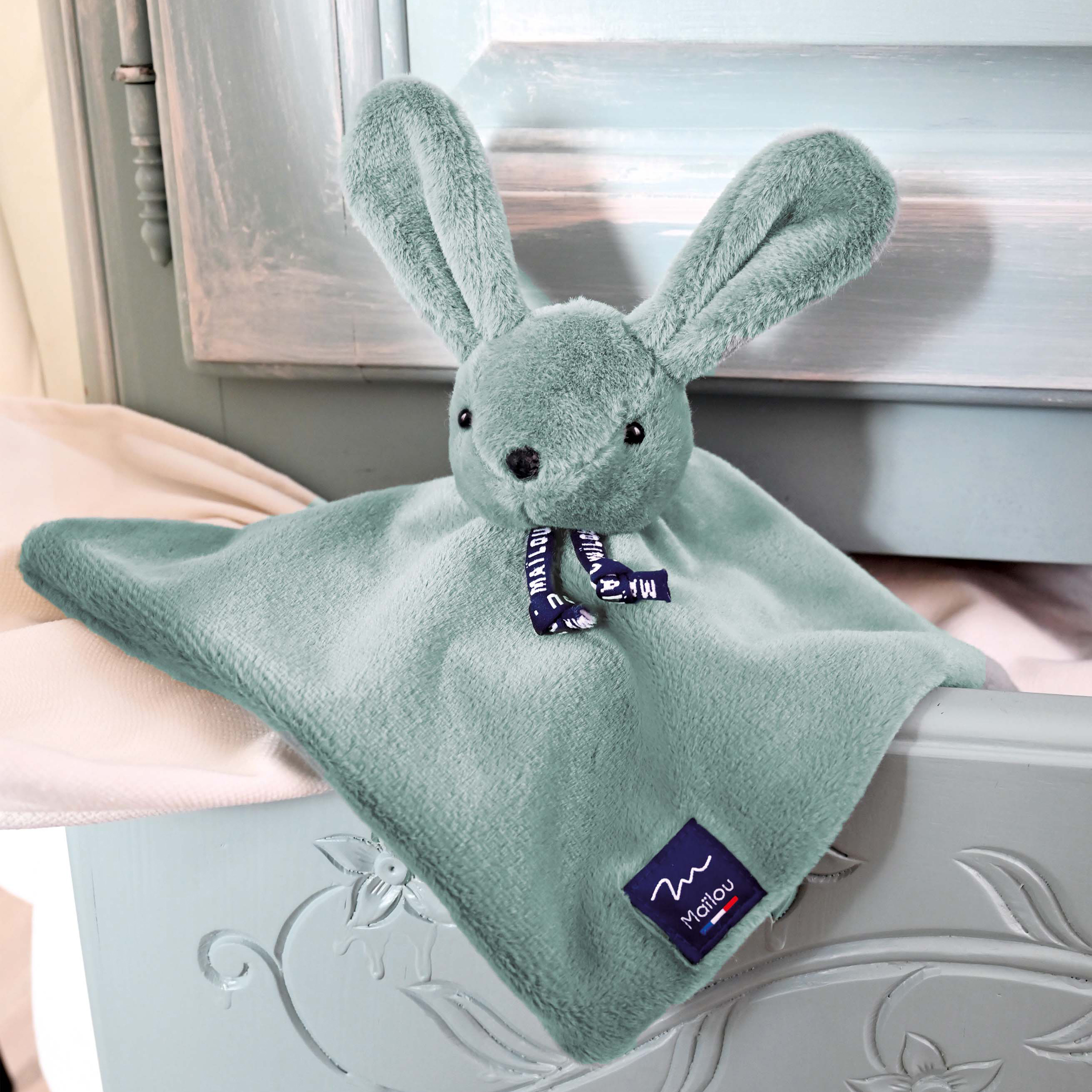 Doudou Plat Lapin Vert Sauge - Doudou Dorlotin 27 cm – Image 2