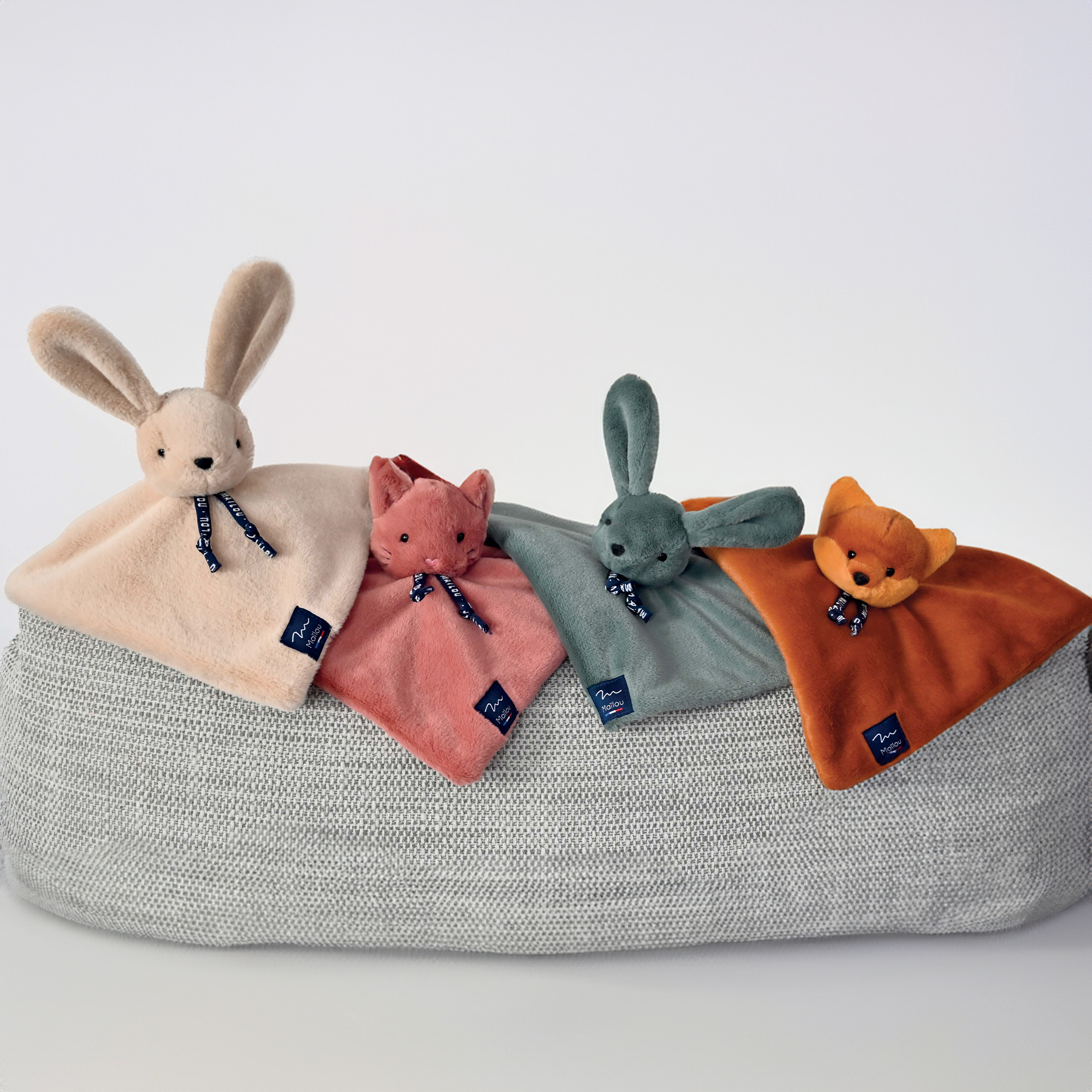 peluches marionnettes dorlotin