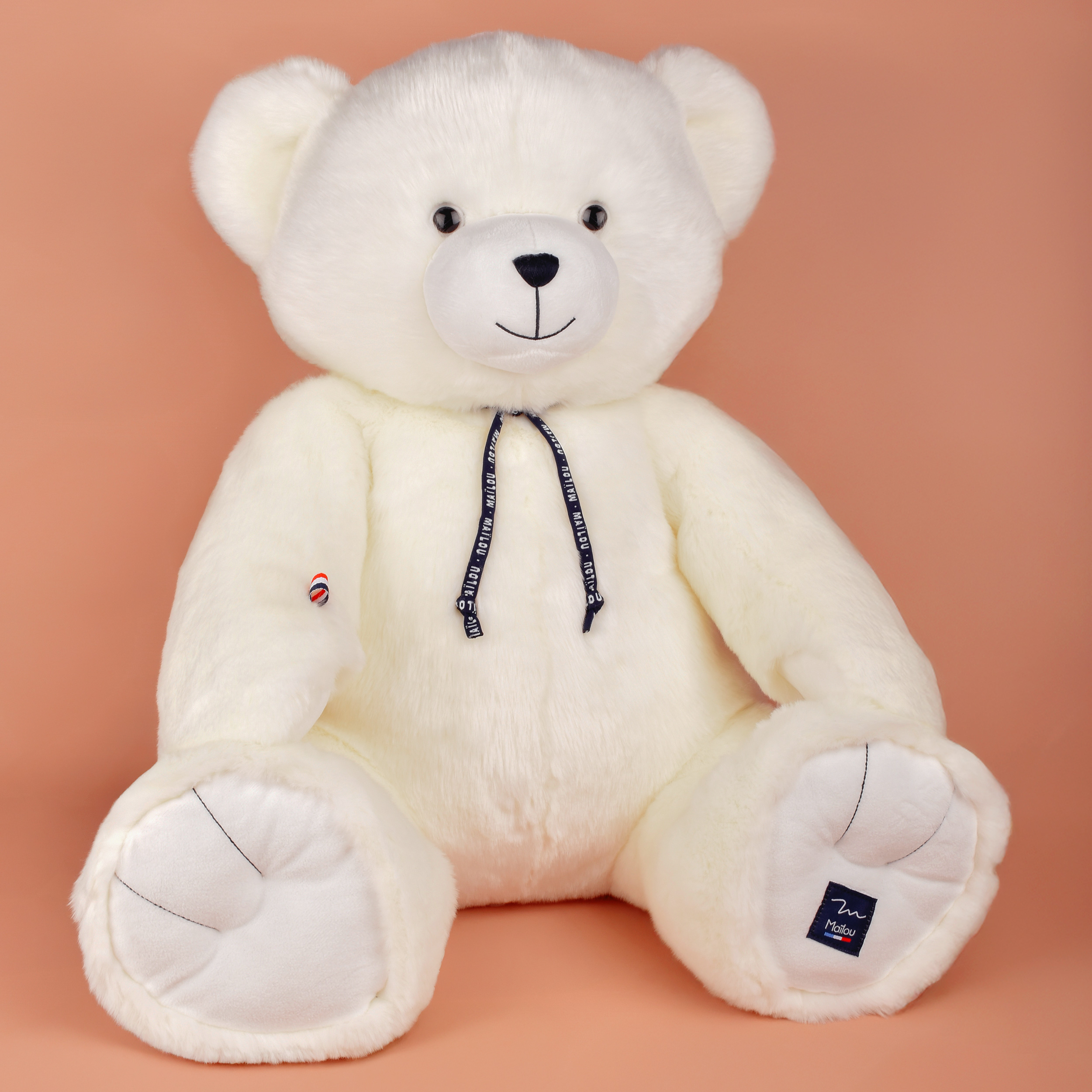 Ours blanc en peluche artisanale