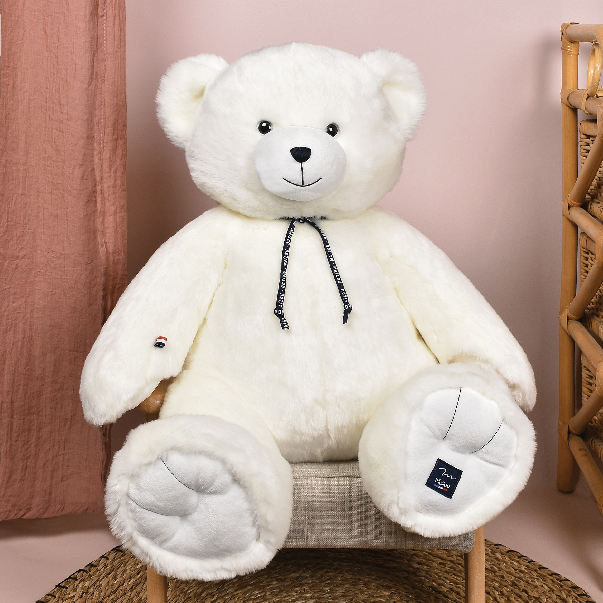 Ours blanc Maïlou 65 cm en peluche artisanale